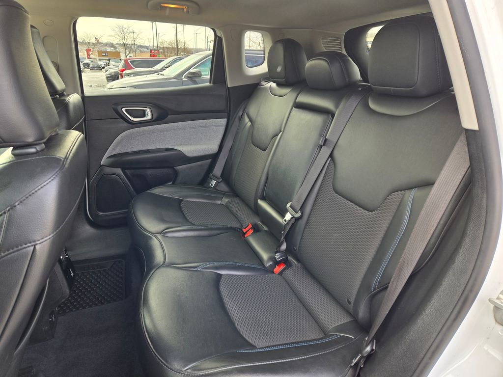 Used 2022 Jeep Compass Latitude w/ Convenience Group image 28