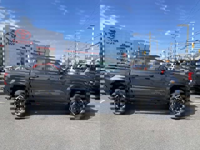 New 2026 Toyota Tacoma TRD Off-Road AWD/4WD image 2