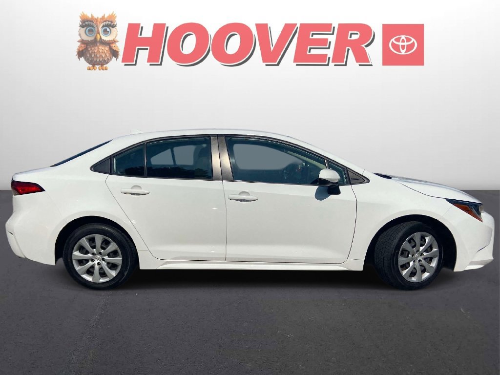 Used 2023 Toyota Corolla LE FWD image 2