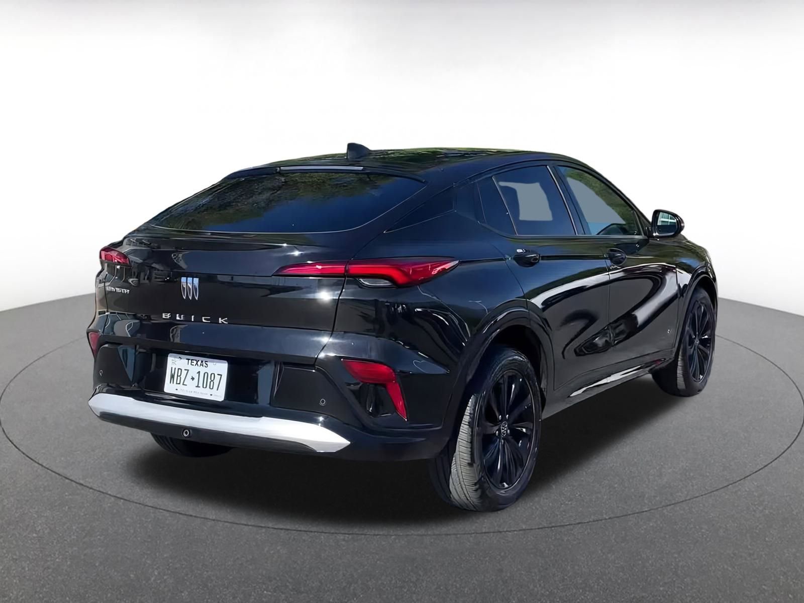 Used 2025 Buick Envista Sport Touring image 14
