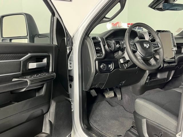 Used 2025 RAM 2500 Big Horn image 24