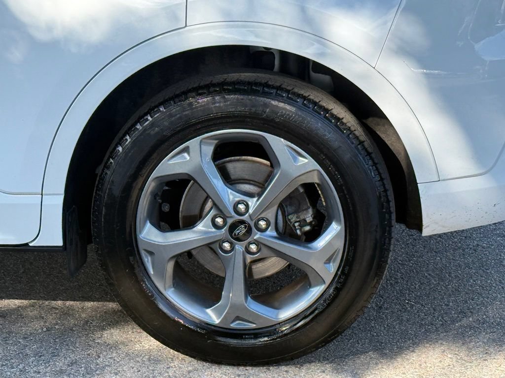 Used 2023 Ford Escape ST-Line w/ Tech Pack #1 AWD/4WD image 7
