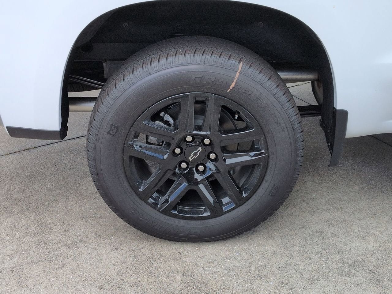 New 2026 Chevrolet Silverado 1500 RST w/ Rally Edition RWD image 27