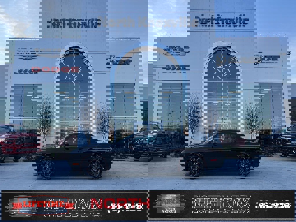 Used 2023 Dodge Challenger R/T w/ Blacktop Package image 5