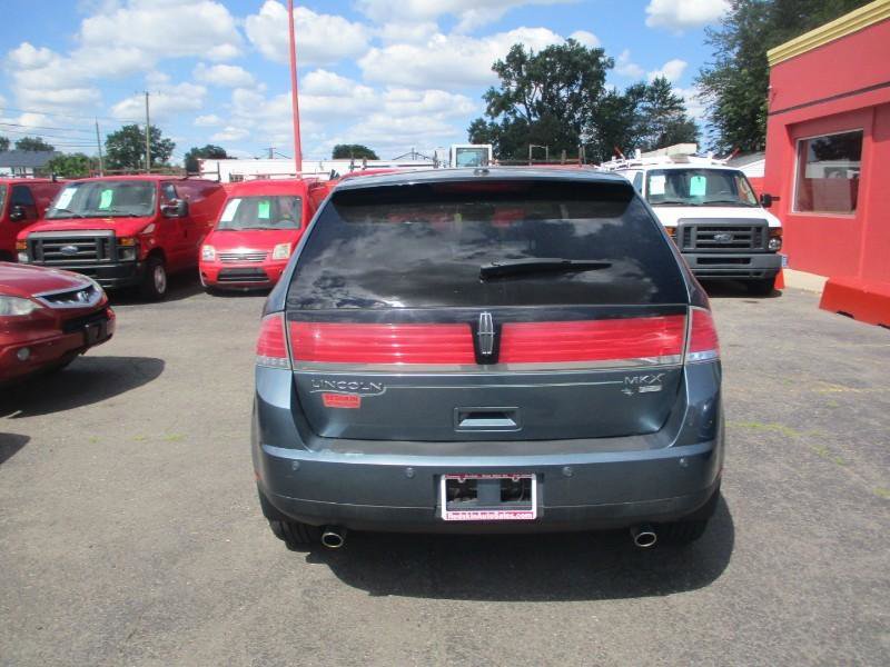 Used 2010 Lincoln MKX AWD image 5