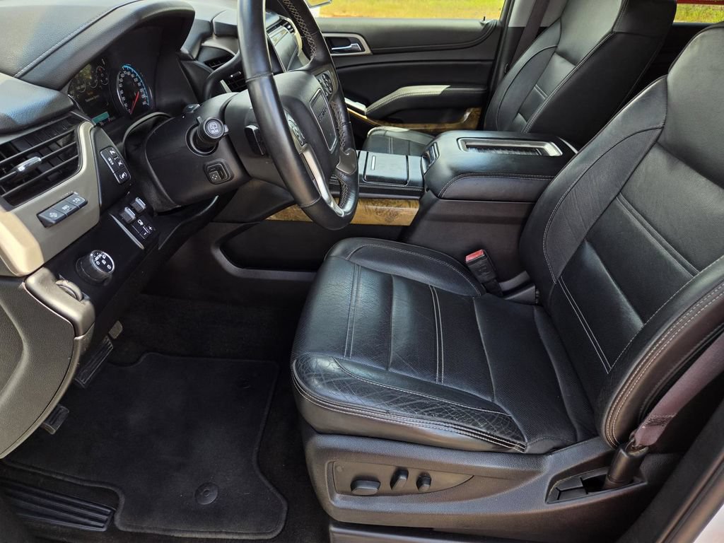 Used 2017 GMC Yukon XL Denali RWD image 14