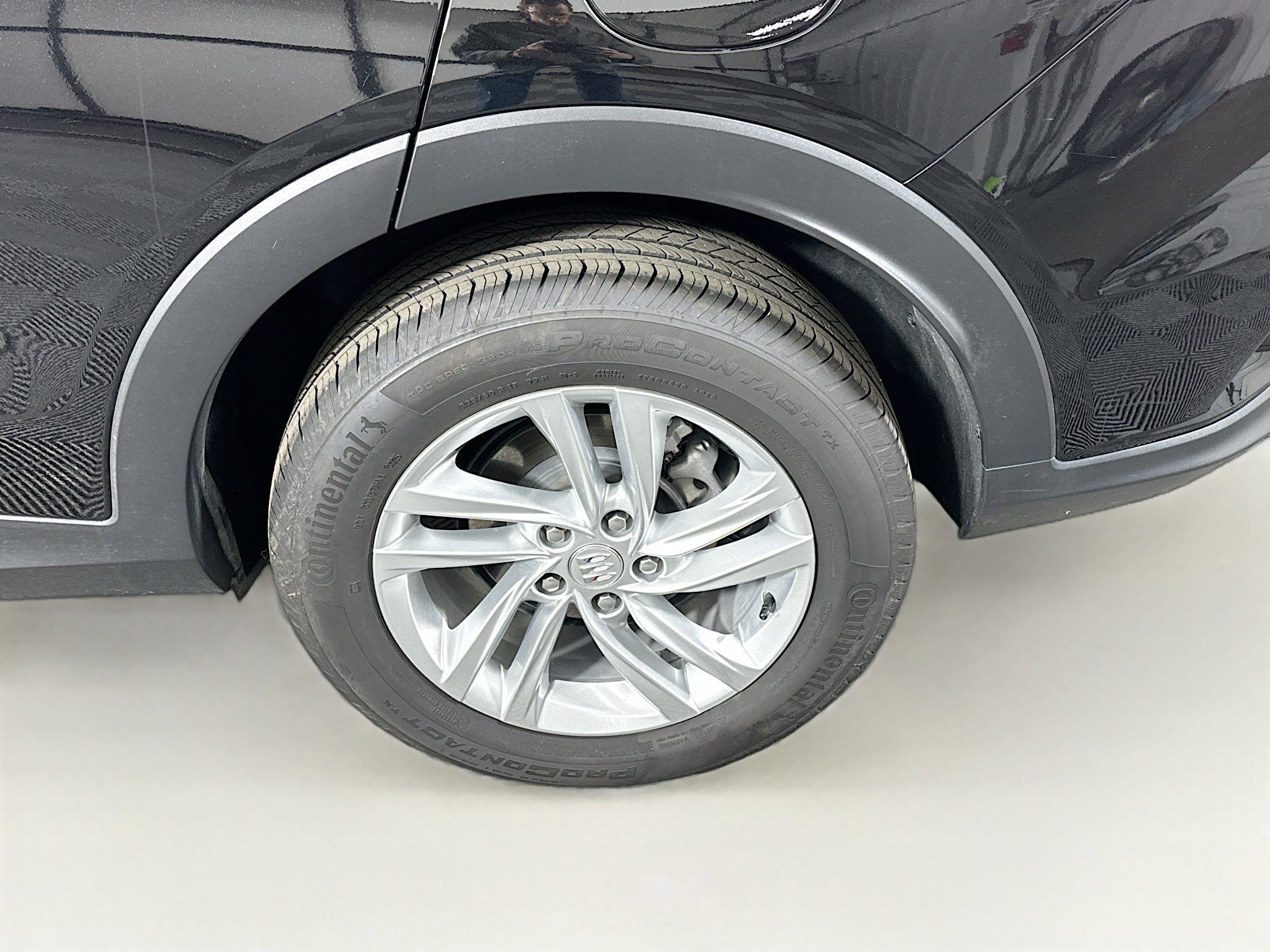 Used 2025 Buick Envista Preferred image 11