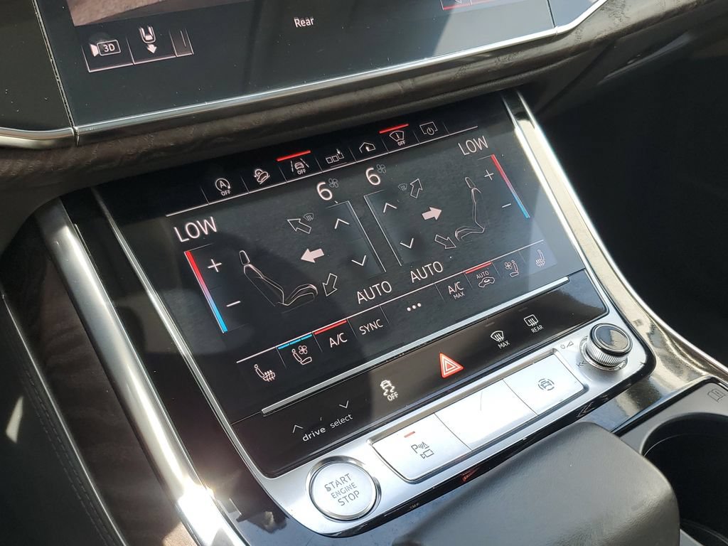 Used 2019 Audi Q8 Prestige w/ Luxury Package AWD/4WD image 31