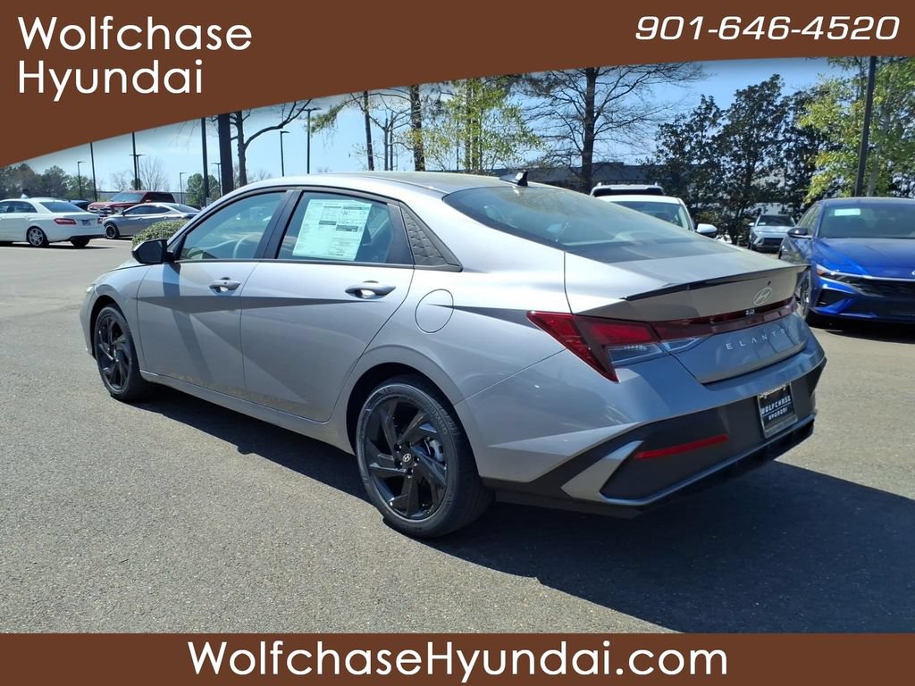 New 2026 Hyundai Elantra Sport FWD image 3