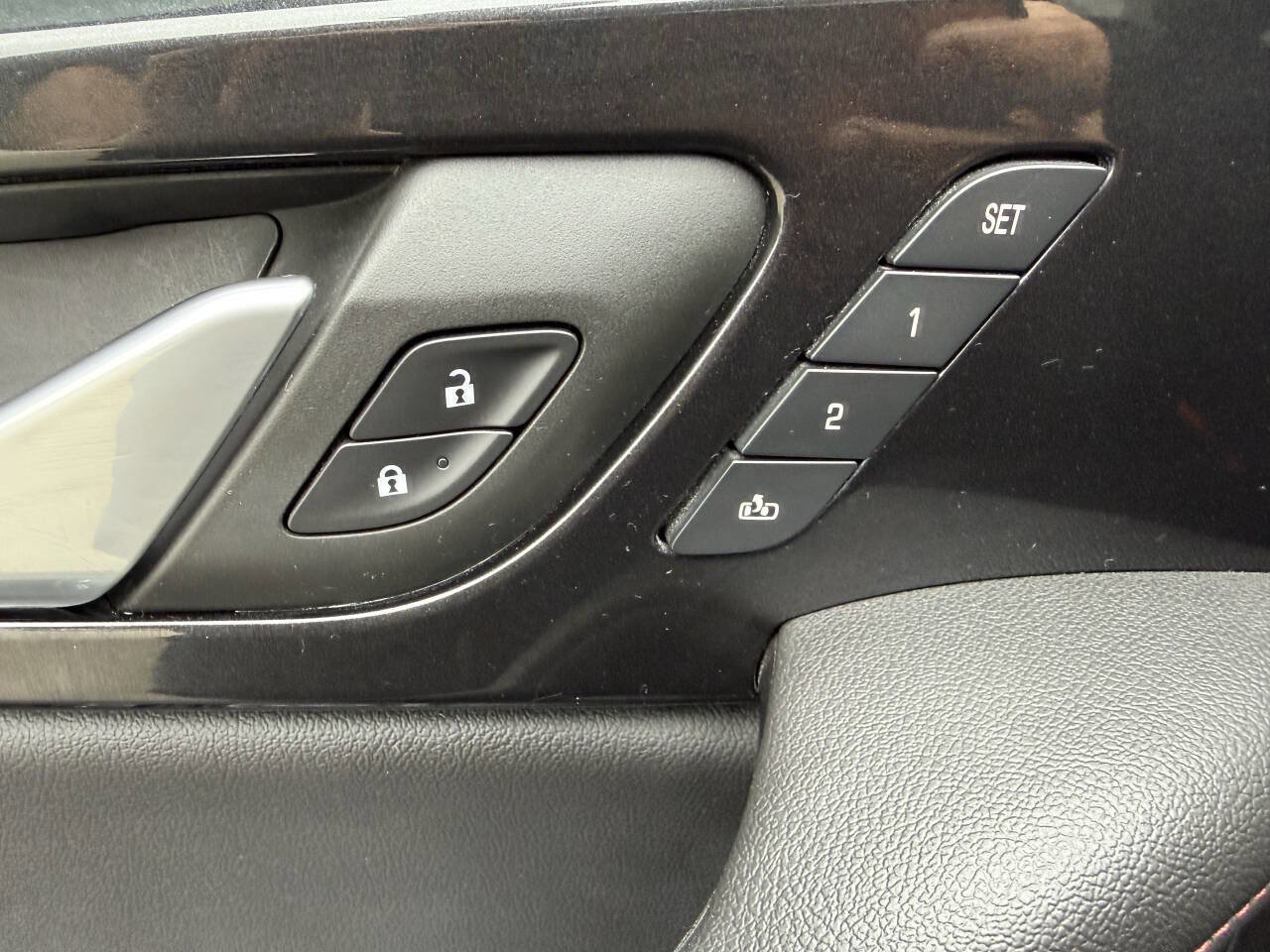 Used 2022 Chevrolet Blazer RS AWD/4WD image 16