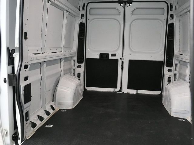 Used 2024 RAM ProMaster 2500 w/ Convenience Group image 20