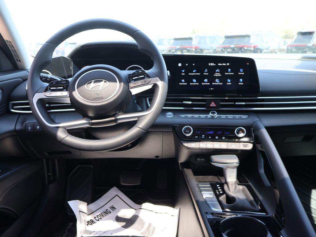 New 2026 Hyundai Elantra Limited image 21