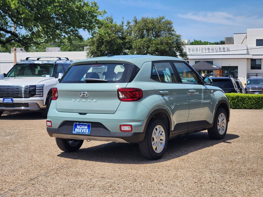New 2026 Hyundai Venue SE FWD image 4