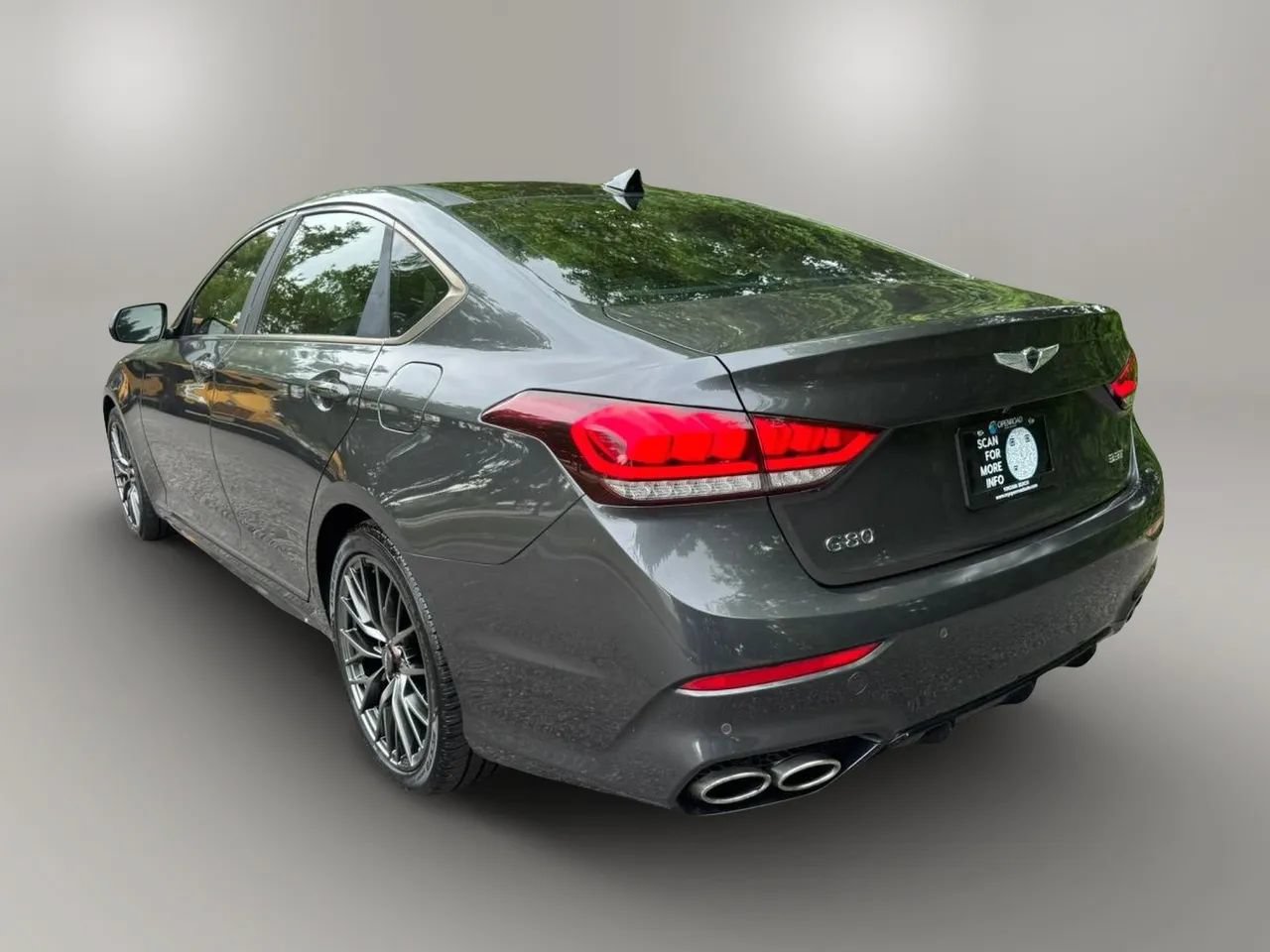 Used 2018 Genesis G80 3.3T Sport RWD image 4