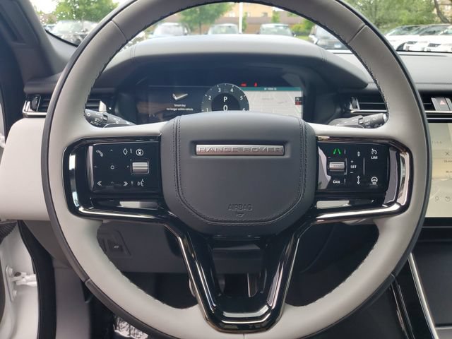 Certified 2026 Land Rover Range Rover Velar Dynamic SE AWD/4WD image 21