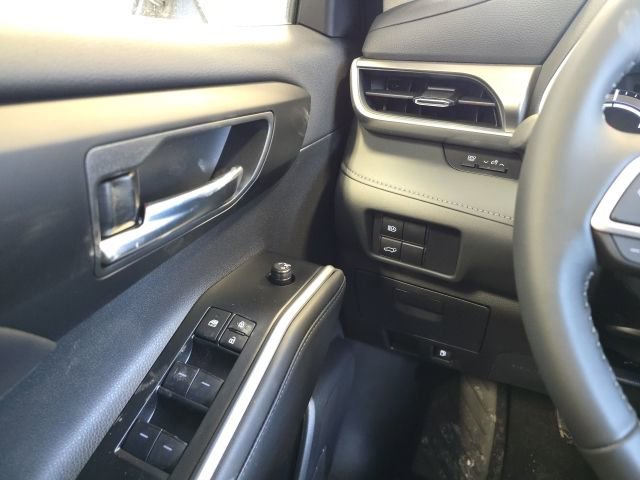 New 2026 Toyota Highlander XLE image 15