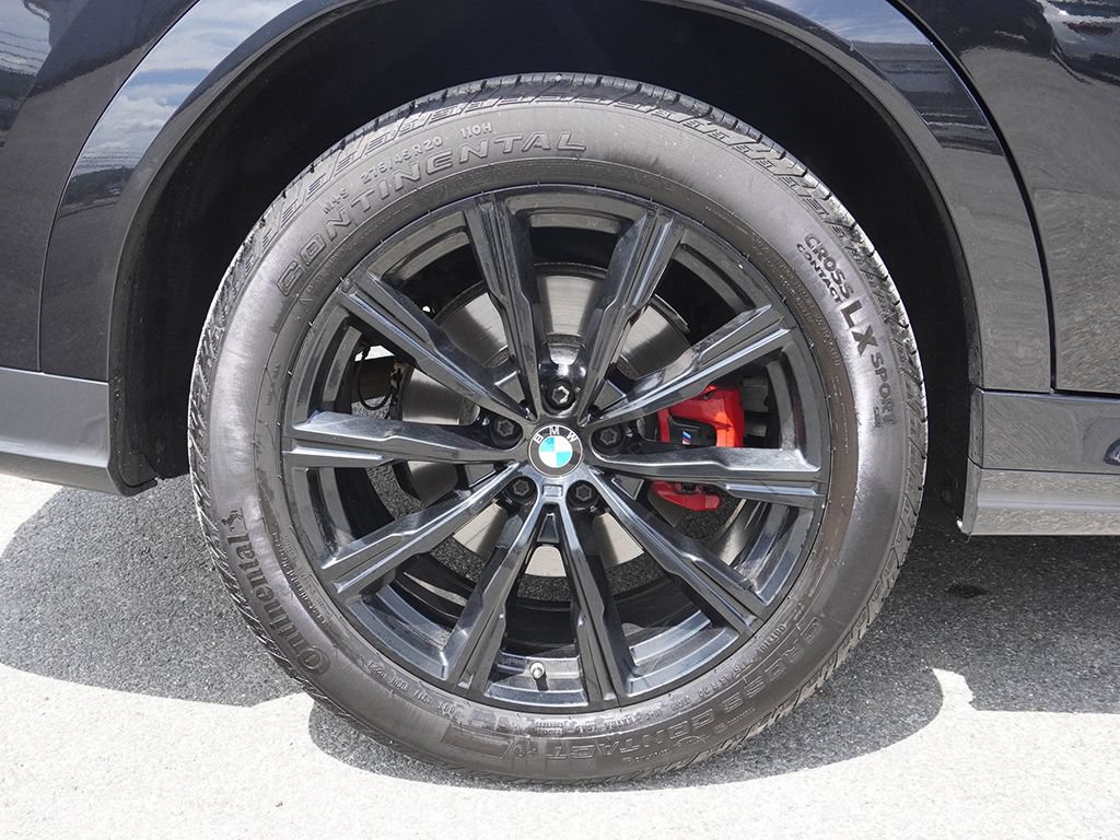 Used 2022 BMW X6 xDrive40i w/ M Sport Package AWD/4WD image 21
