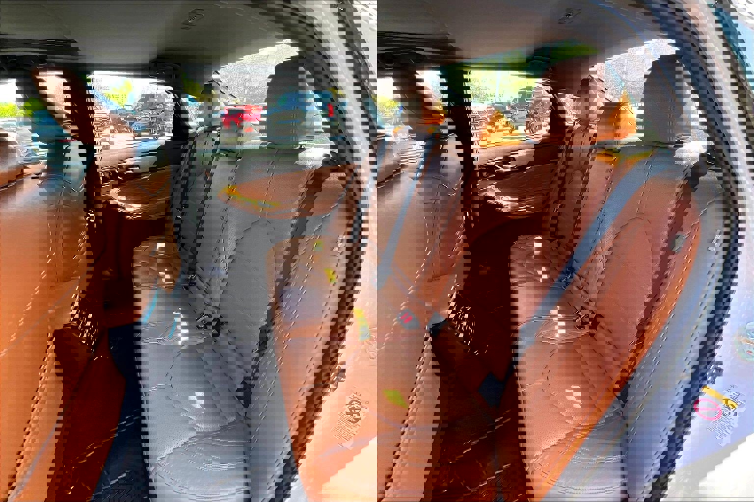 Used 2019 Toyota Avalon Limited w/ Advanced Safety Package image 25