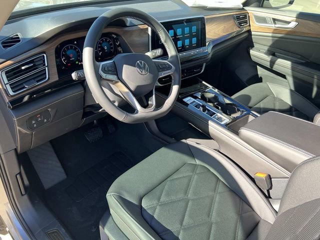 New 2026 Volkswagen Atlas SE FWD image 12