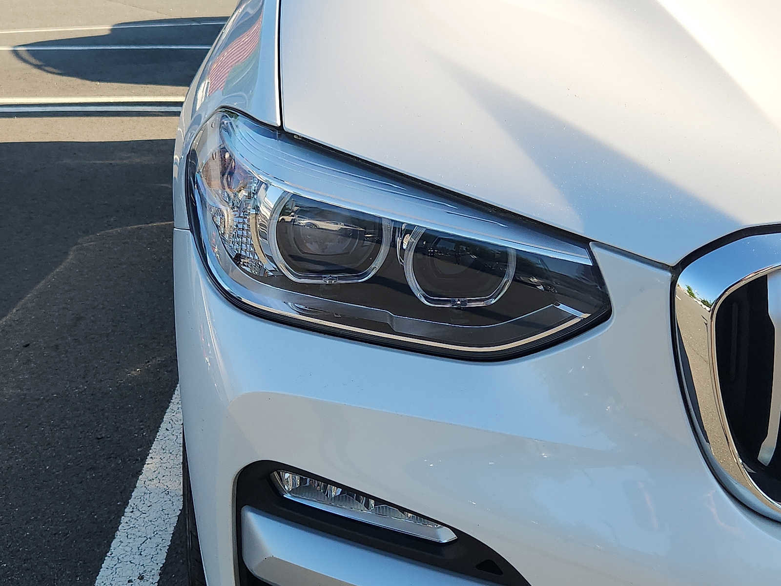 Used 2018 BMW X3 xDrive30i AWD/4WD image 3