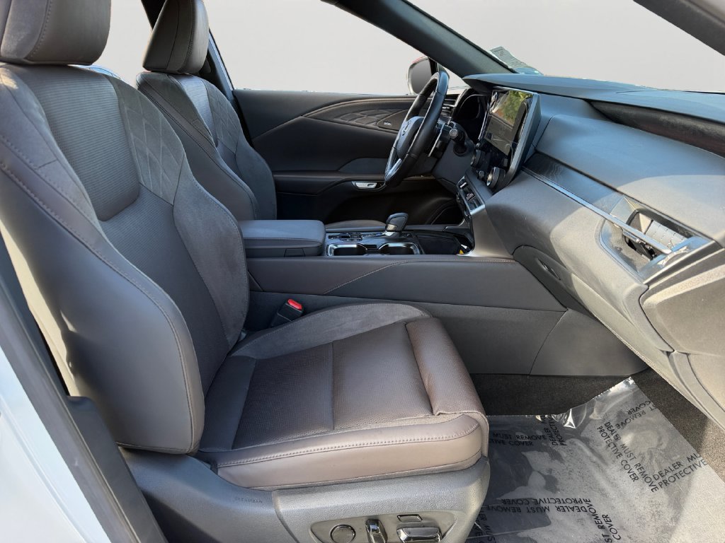 Certified 2025 Lexus RX 450h AWD w/ Convenience Package image 8