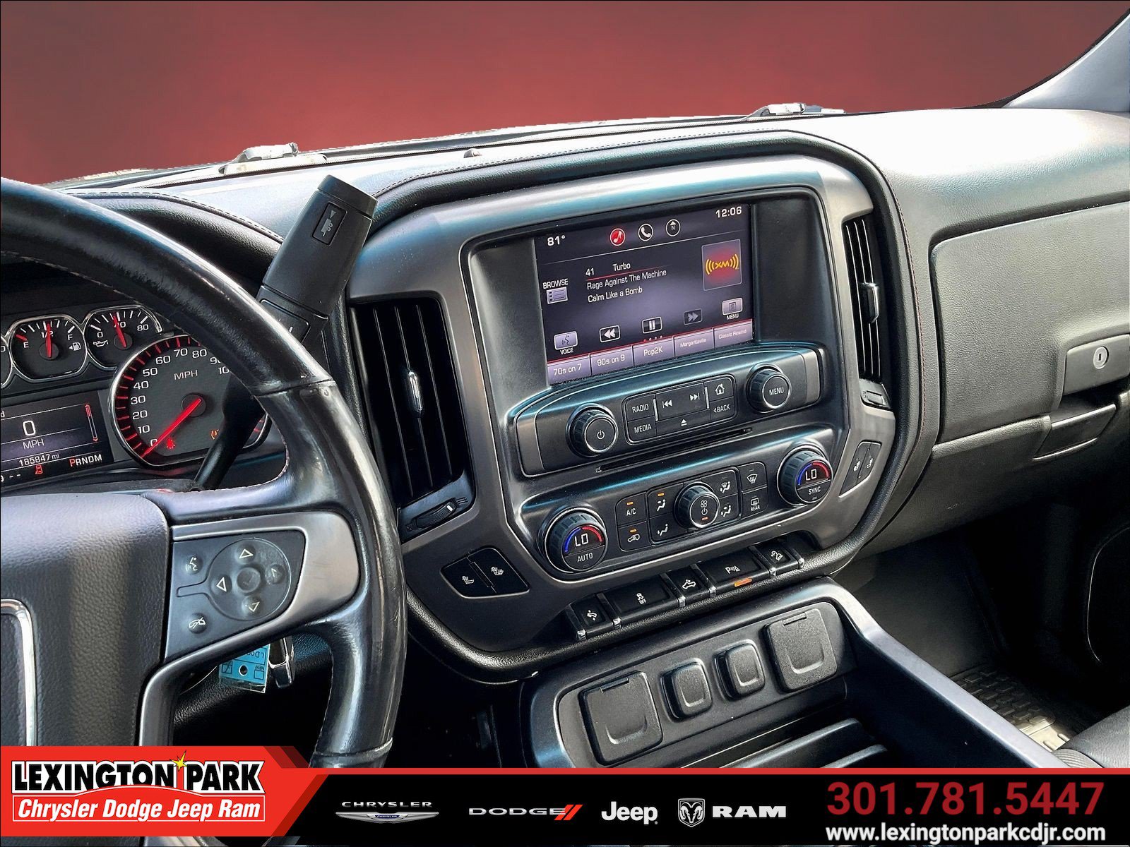 Used 2015 GMC Sierra 1500 SLT w/ All-Terrain Package AWD/4WD image 9