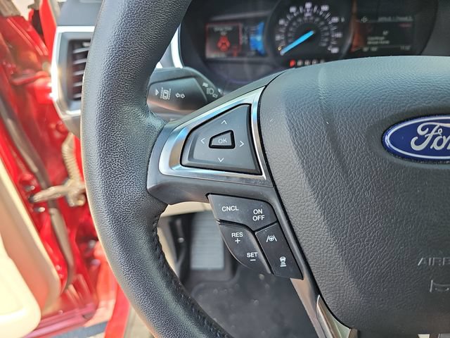 Used 2020 Ford Edge Titanium FWD image 18