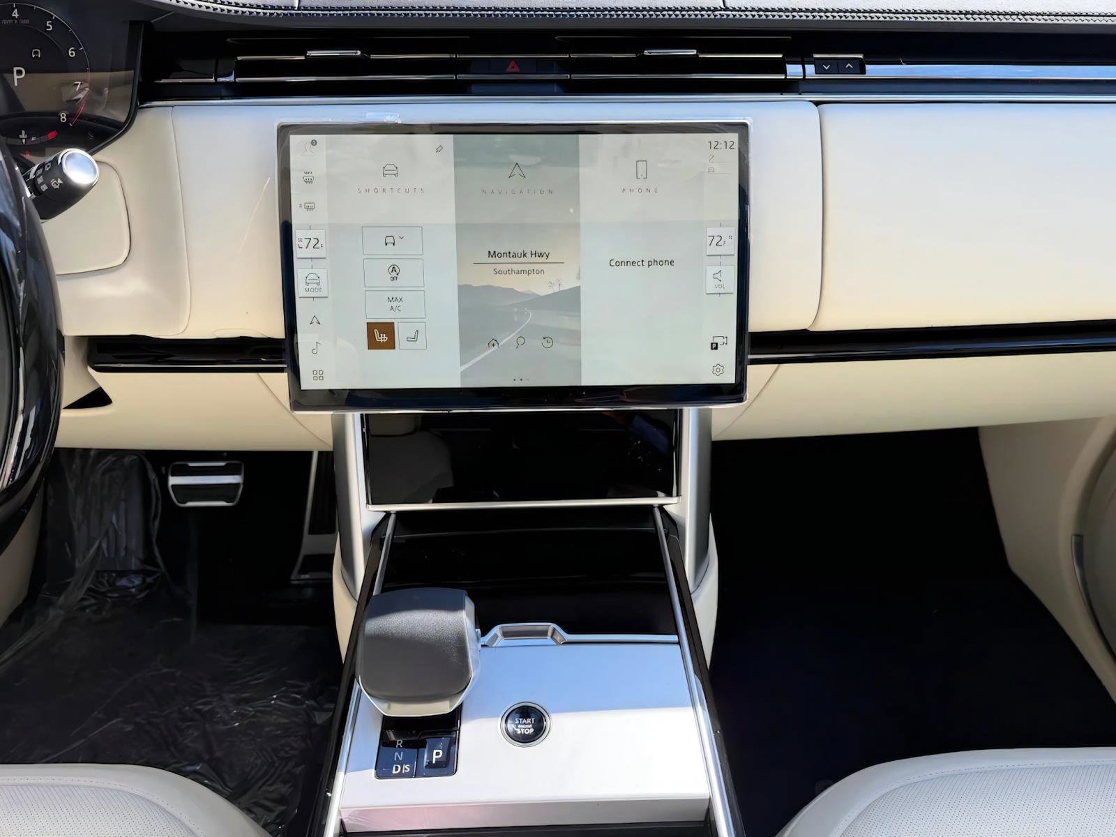 New 2026 Land Rover Range Rover SE AWD/4WD image 17