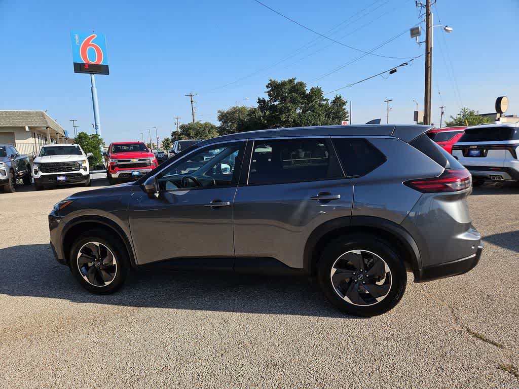 Used 2025 Nissan Rogue SV FWD image 5