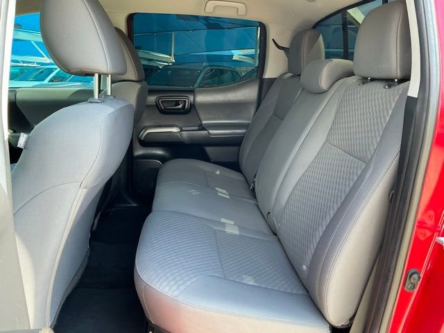 Used 2022 Toyota Tacoma SR5 RWD image 8
