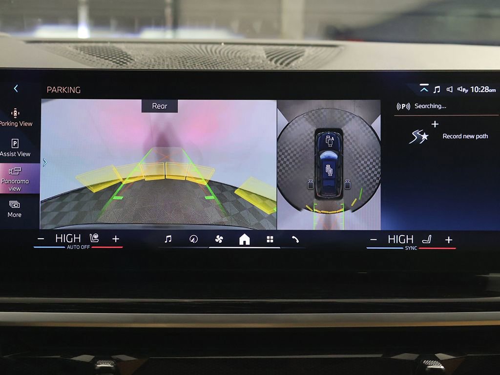 Used 2024 BMW X7 xDrive40i w/ M Sport Package image 54