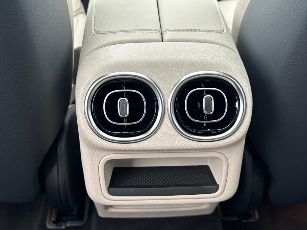 New 2026 Mercedes-Benz GLC 300 4MATIC image 15