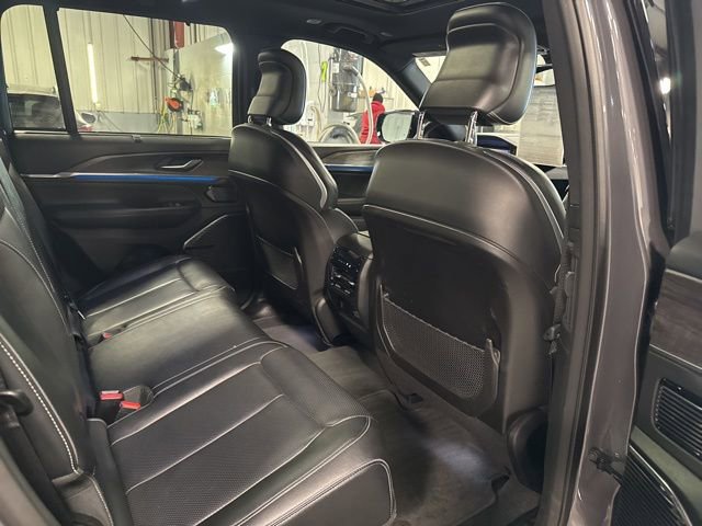 Used 2022 Jeep Grand Cherokee Overland image 35