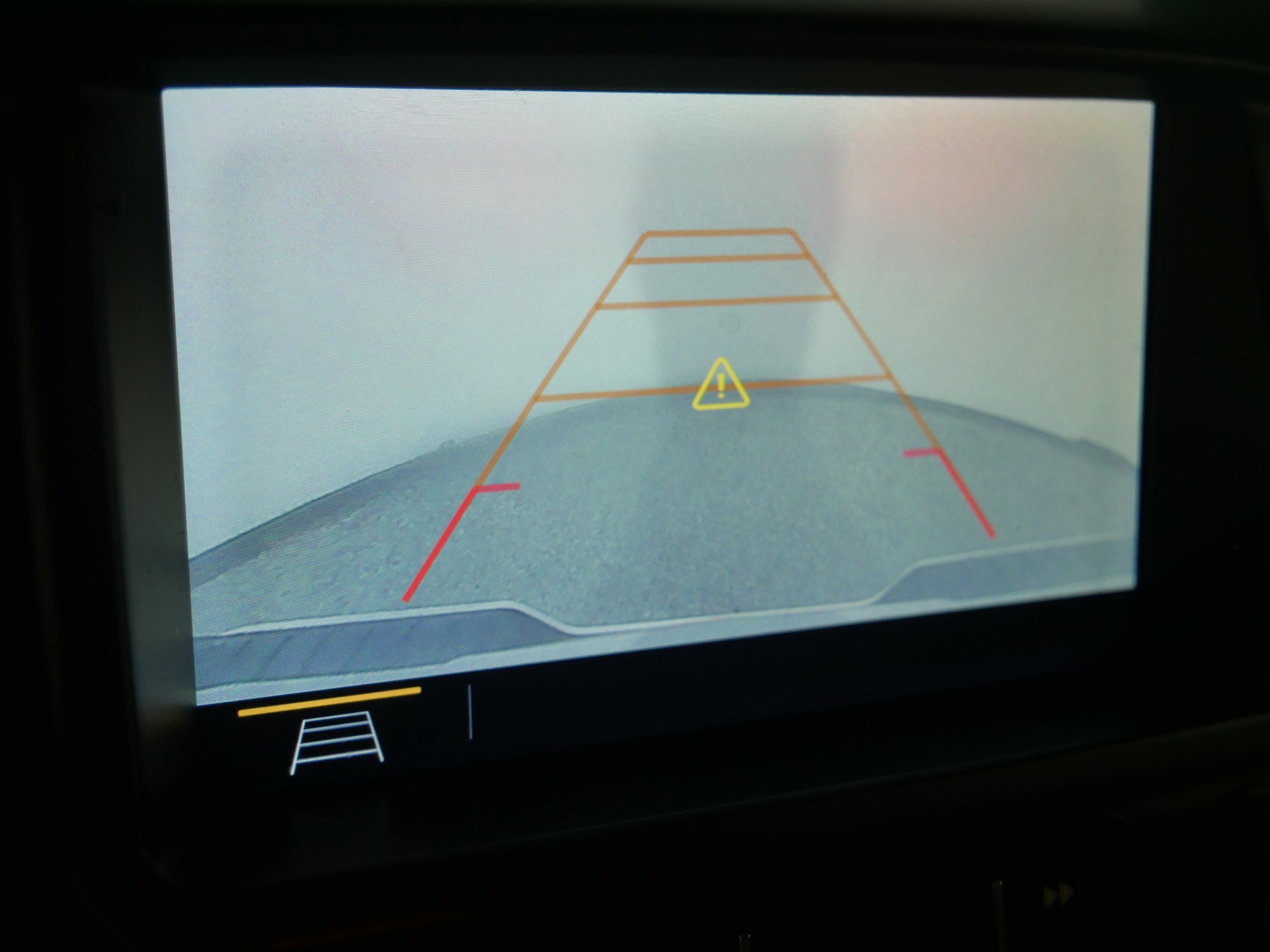 Used 2020 Chevrolet Colorado LT w/ Safety Package image 33