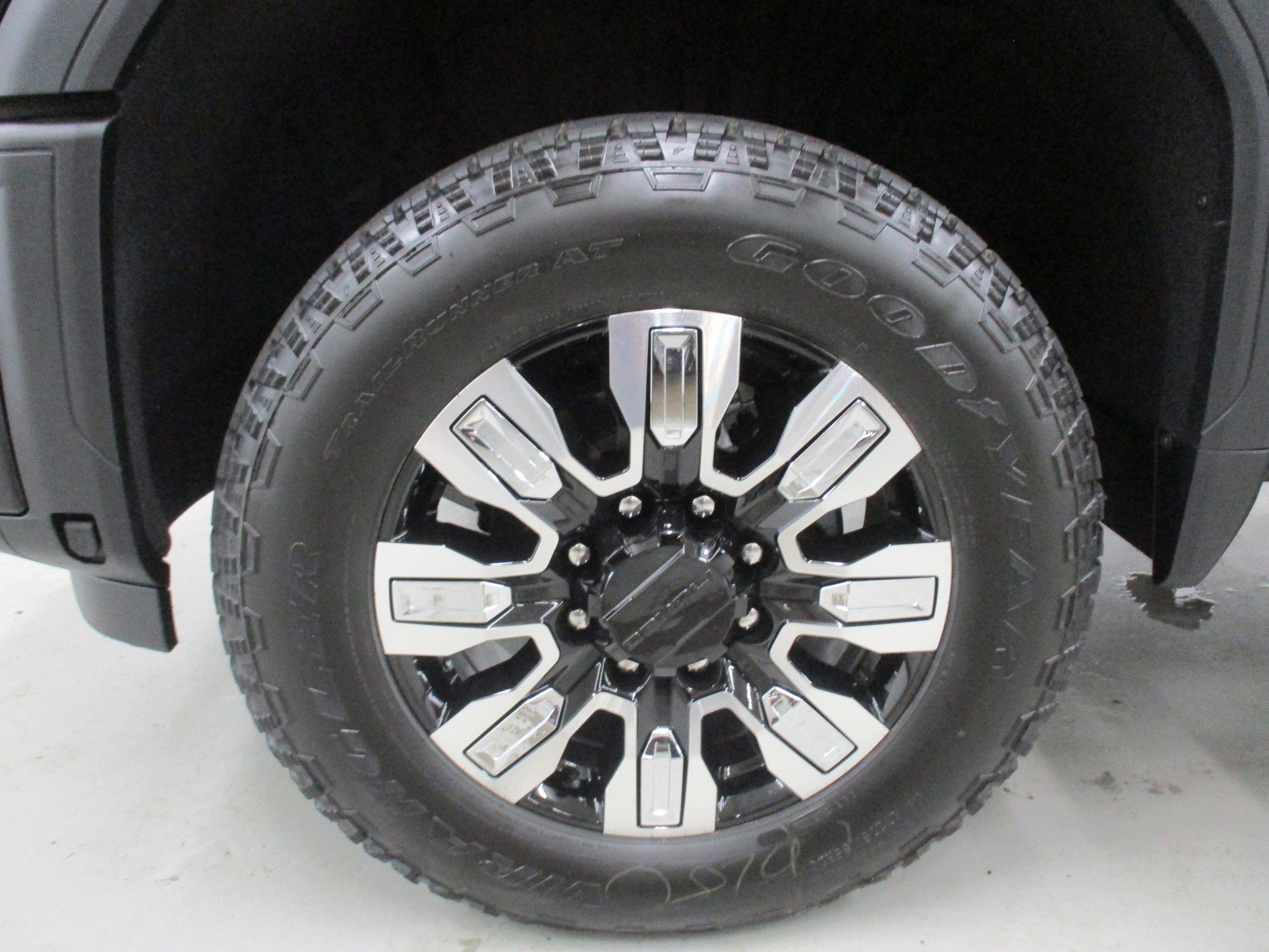 New 2025 GMC Sierra 2500 Denali w/ Technology Package image 14