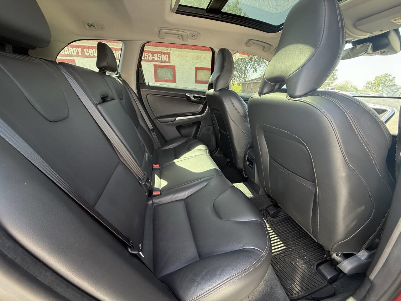 Used 2017 Volvo XC60 T6 Dynamic w/ Climate Package AWD/4WD image 19