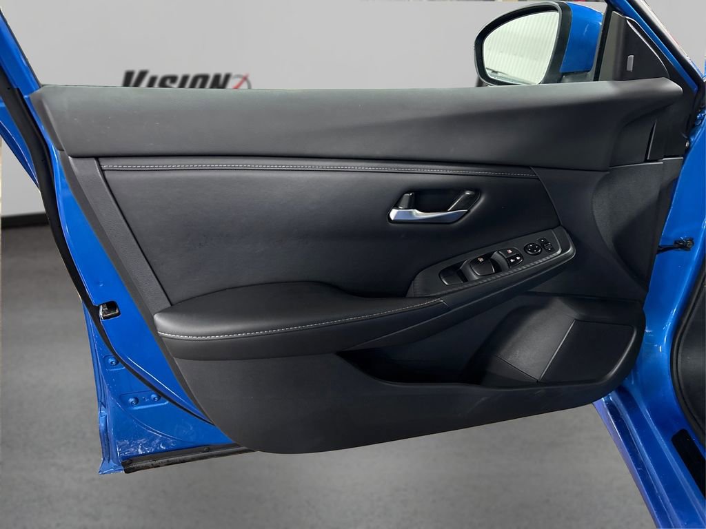 Used 2022 Nissan Sentra SV w/ Trunk Package image 23