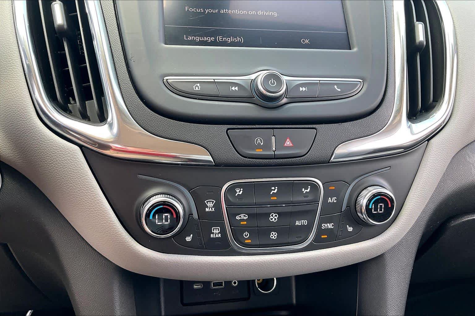 Used 2022 Chevrolet Equinox LT FWD image 32