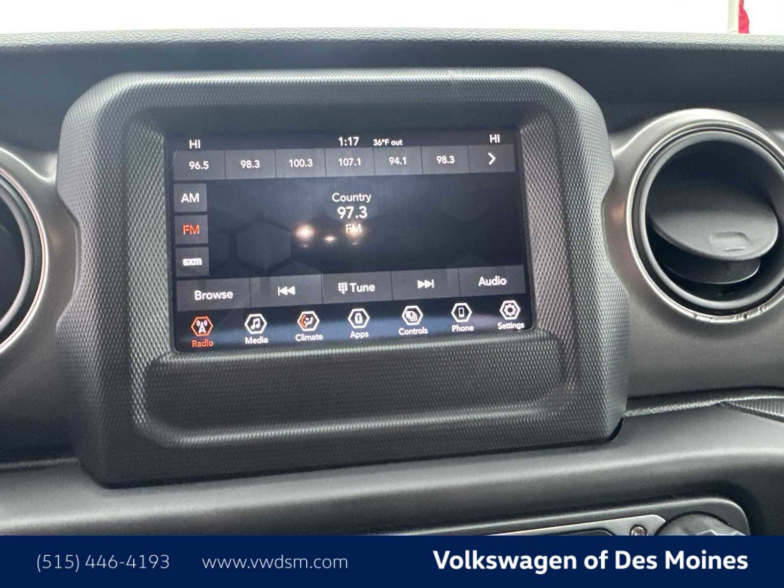 Used 2021 Jeep Wrangler Unlimited Willys image 16