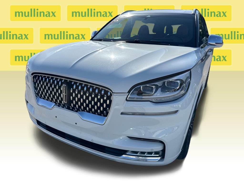Used 2020 Lincoln Aviator Black Label w/ Dynamic Handling Package AWD/4WD image 10