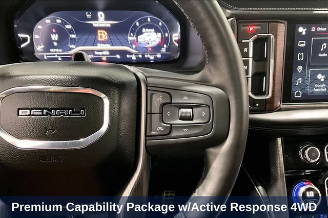 Used 2023 GMC Yukon XL Denali Ultimate AWD/4WD image 16
