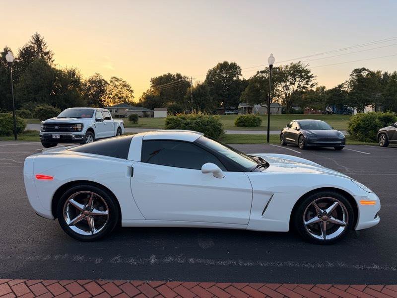 Used 2013 Chevrolet Corvette Coupe RWD image 5