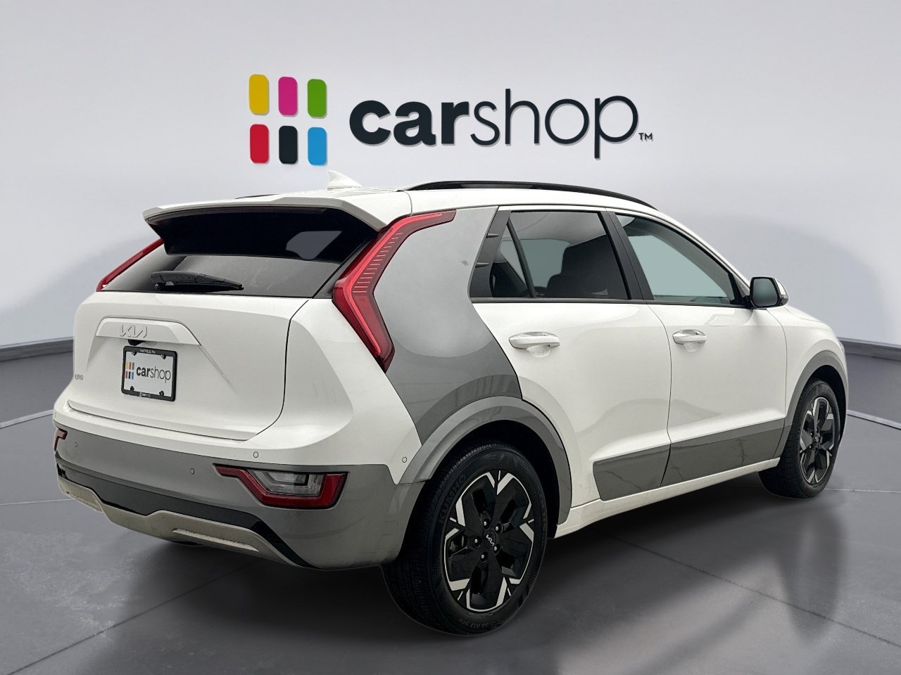Used 2023 Kia Niro Wave w/ Wave Preserve Package FWD image 5