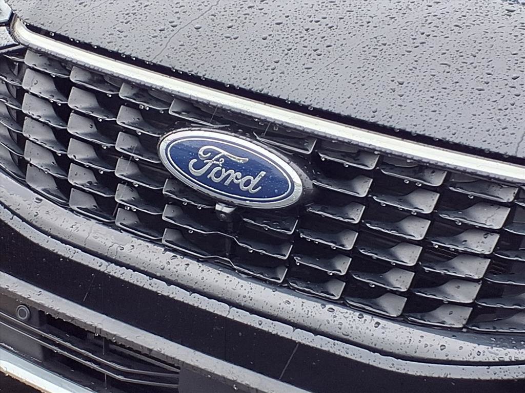 Used 2023 Ford Escape Platinum image 31