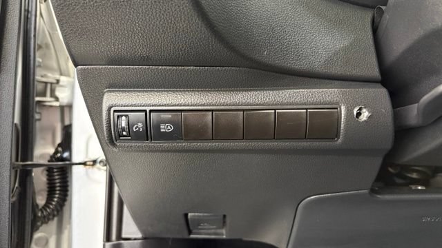 Used 2022 Toyota Corolla XSE w/ Carpet Mat Package (TMS) FWD image 31