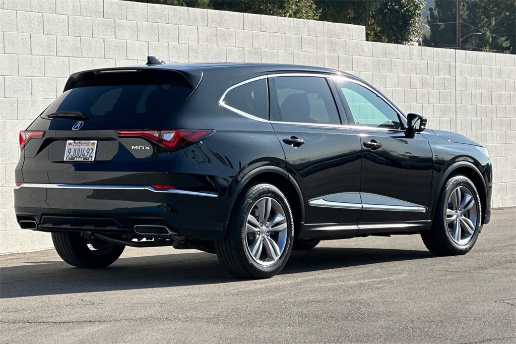 Certified 2024 Acura MDX FWD image 8