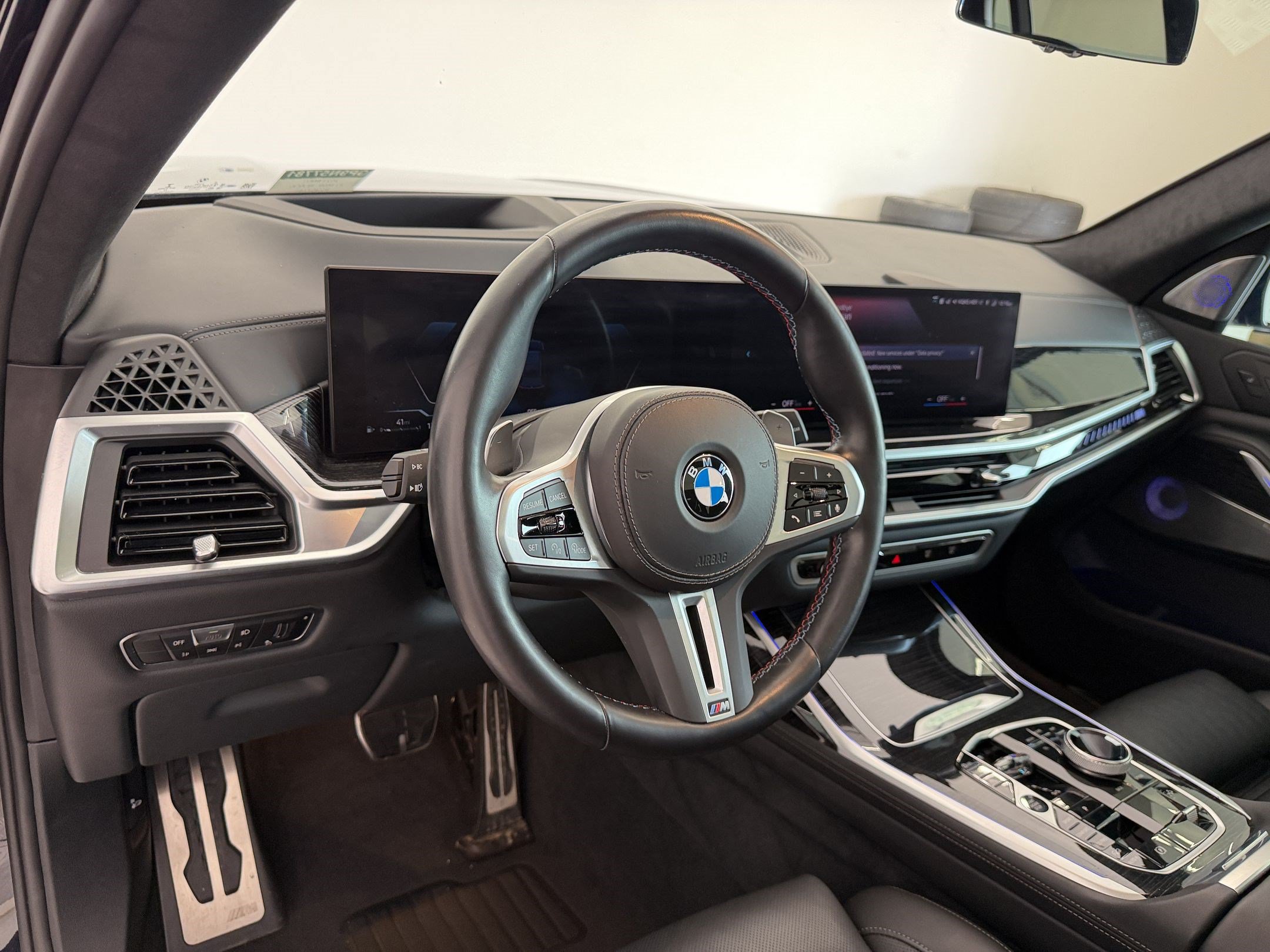 Certified 2023 BMW X7 M60i w/ Executive Package AWD/4WD image 4