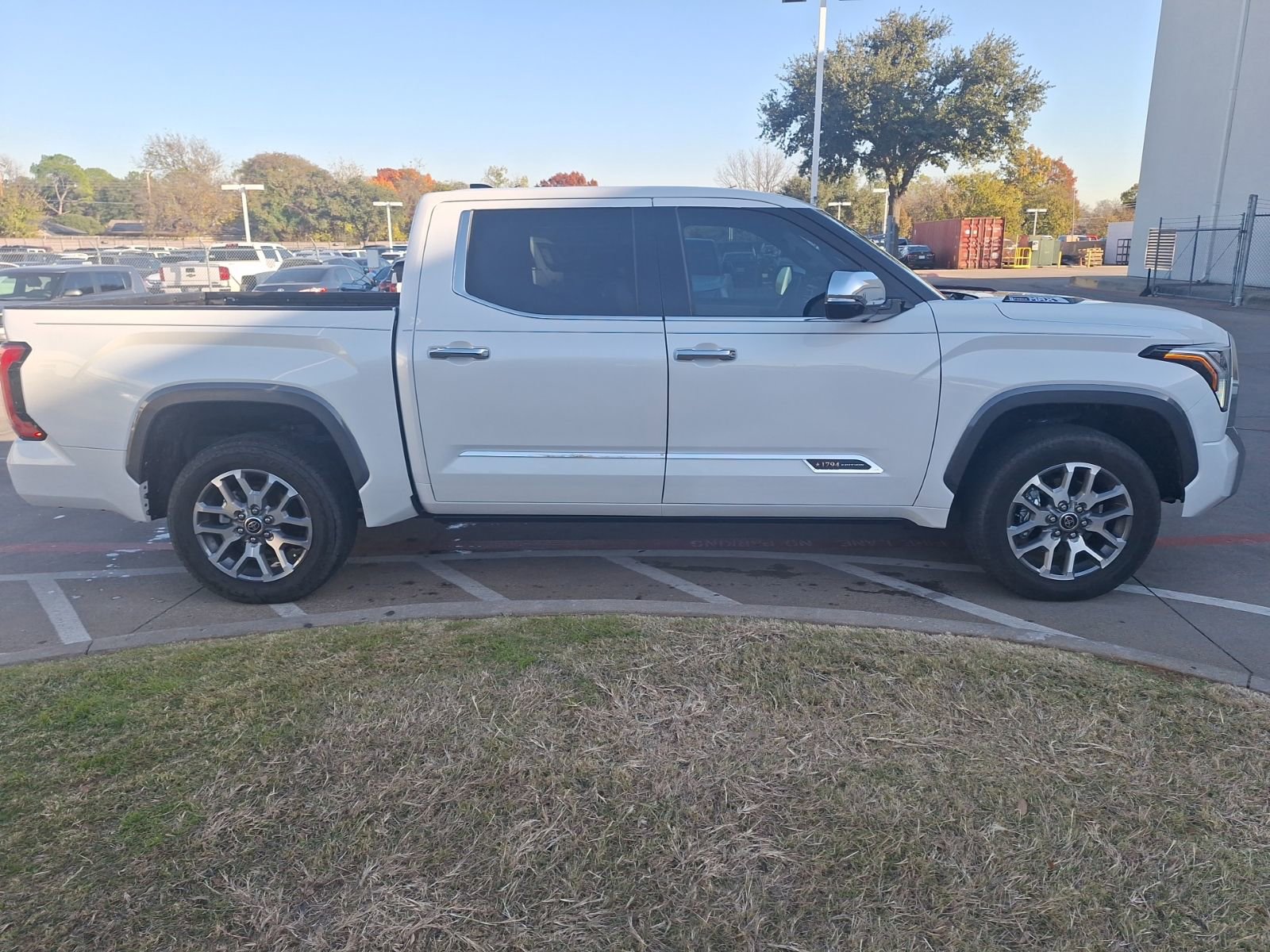 Used 2023 Toyota Tundra 1794 Edition image 7