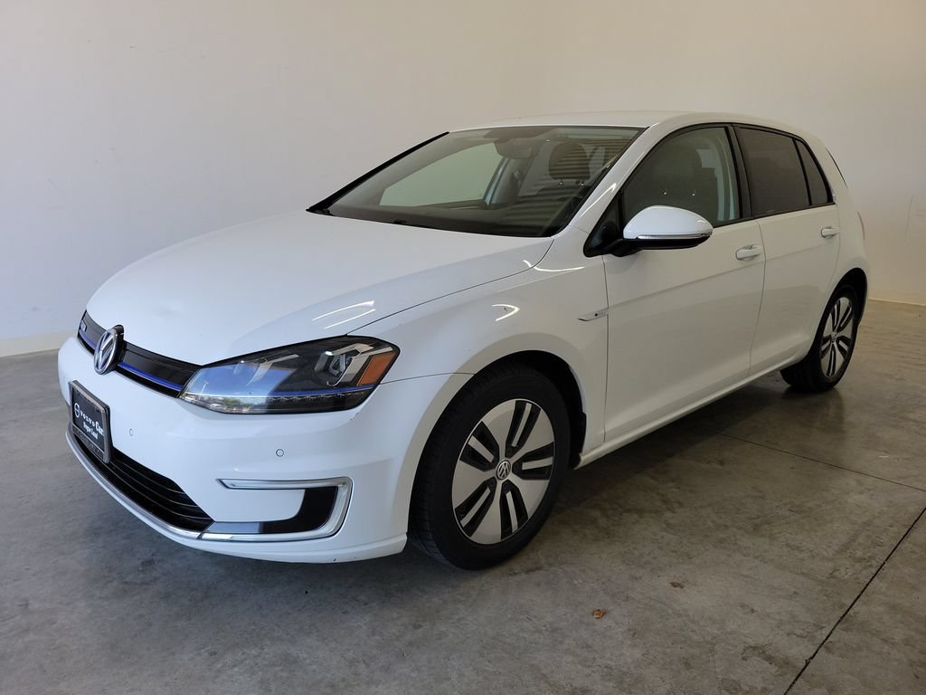 Used 2016 Volkswagen e-Golf SEL Premium FWD image 32