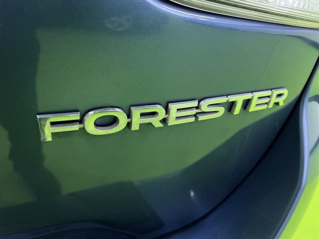 Used 2020 Subaru Forester Premium AWD/4WD image 14